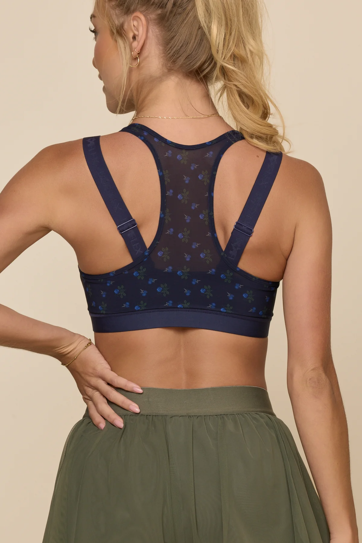 5611-zip-superbra-navy-rosette-1.webp