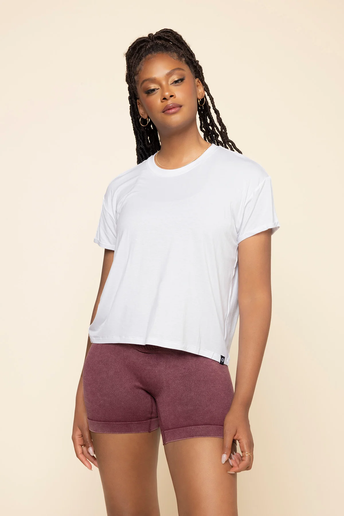 5768-the-perfect-tee-white-1.webp