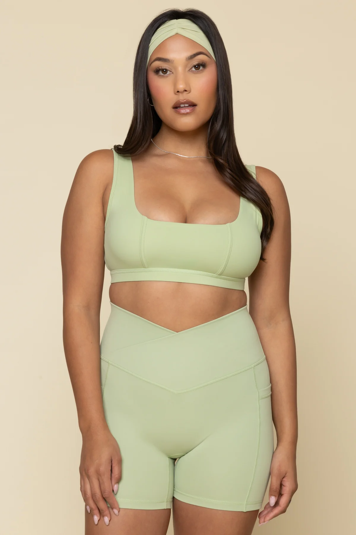 5896-crisscross-hourglass-midi-short-with-pockets-pistachio-1.webp