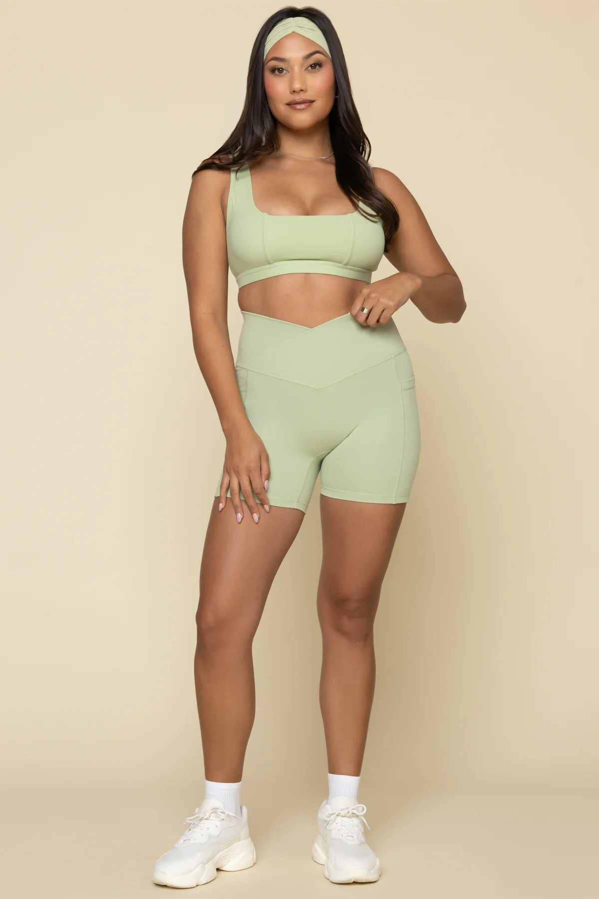 5896-crisscross-hourglass-midi-short-with-pockets-pistachio-1.webp