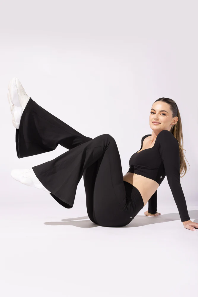 Supersculptâ¢ Bell Bottom with Pockets - Black
