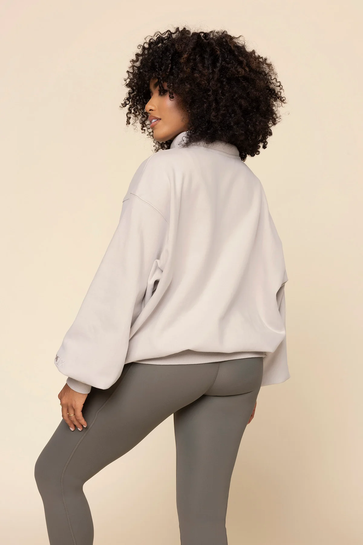6402-ooey-gooey-mockneck-sweatshirt-with-pockets-silver-birch-1.webp