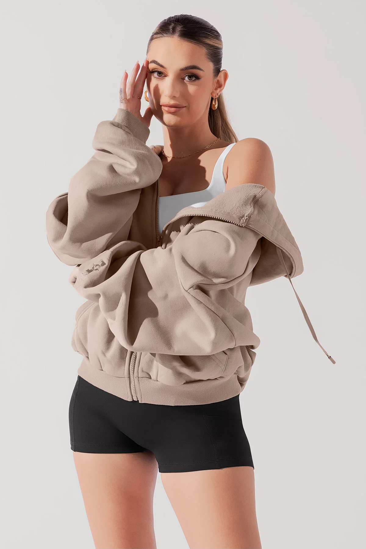 6427-zip-cloud-hoodie-taupe-1.webp