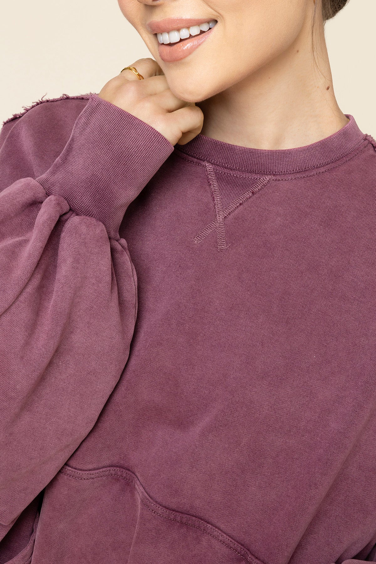 6576-boxy-crewneck-vintage-plum-1.webp