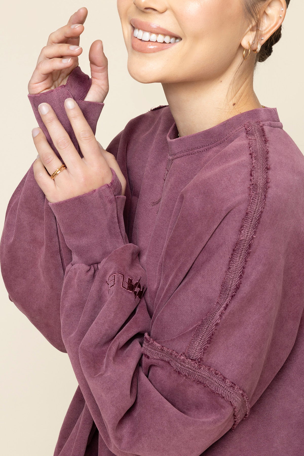 6576-boxy-crewneck-vintage-plum-1.webp