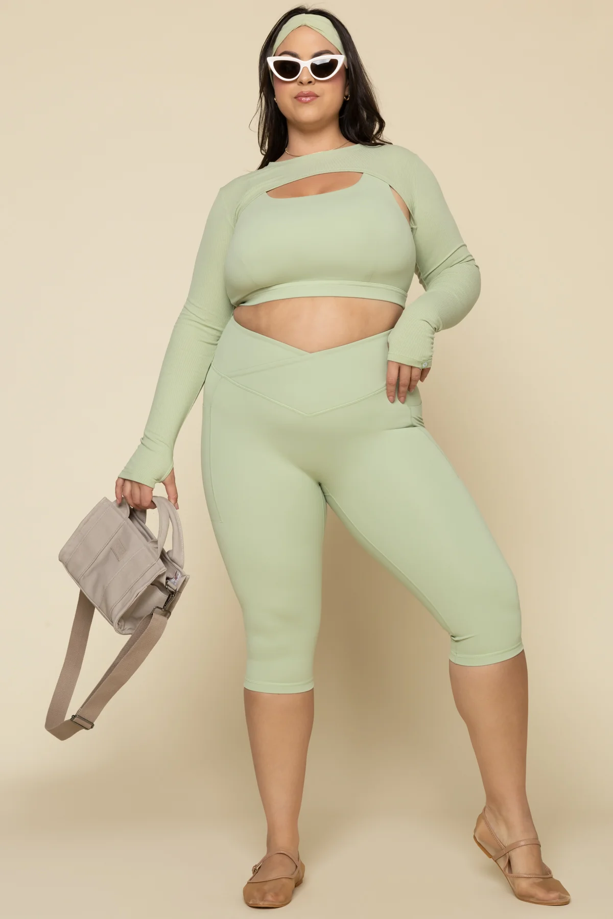 6593-crisscross-hourglass-capri-pistachio-1.webp