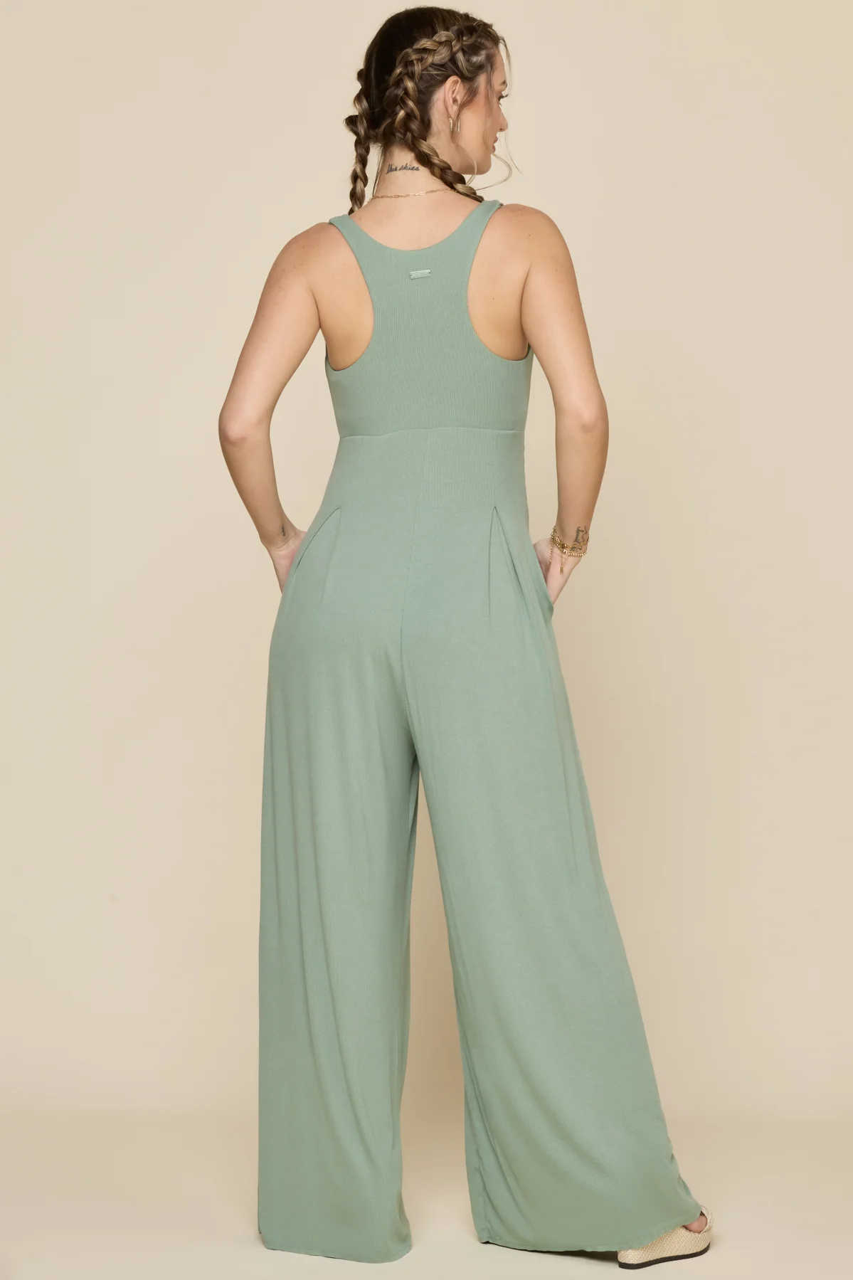 6620-go-with-the-flow-jumpsuit-evening-moss-1.webp