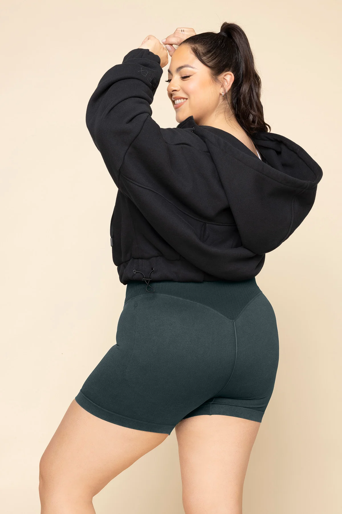 694-half-zip-warm-up-hoodie-black-1.webp