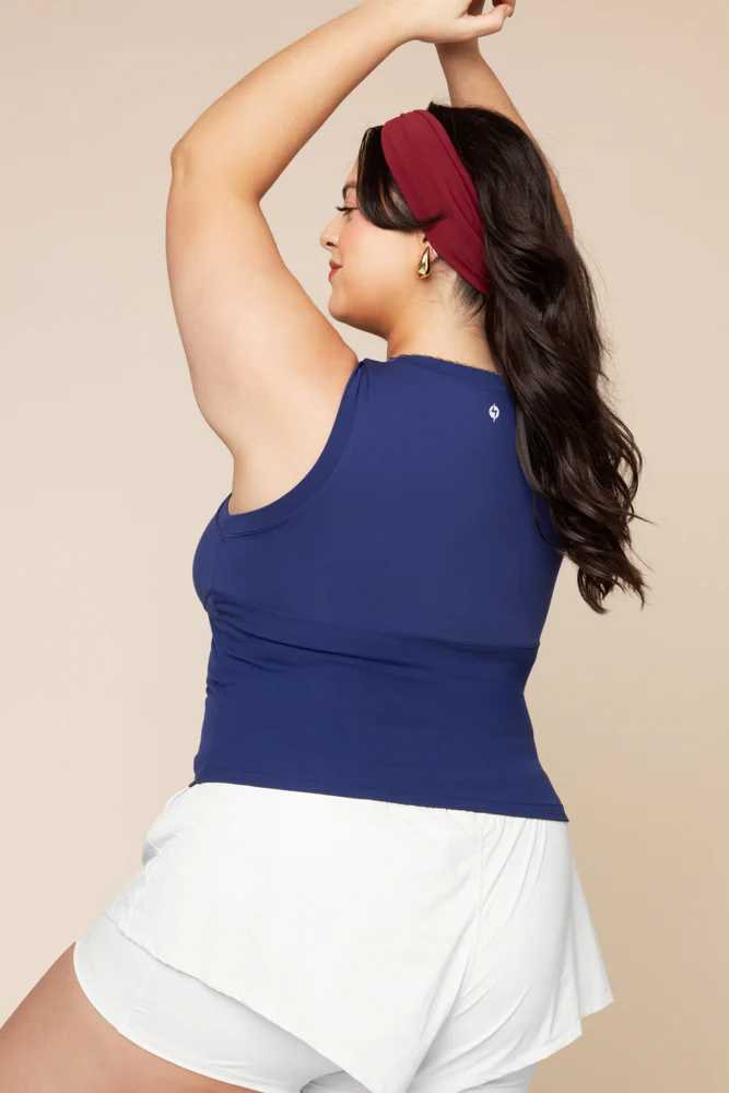 7494-peekaboo-crew-tank-sapphire-1.webp