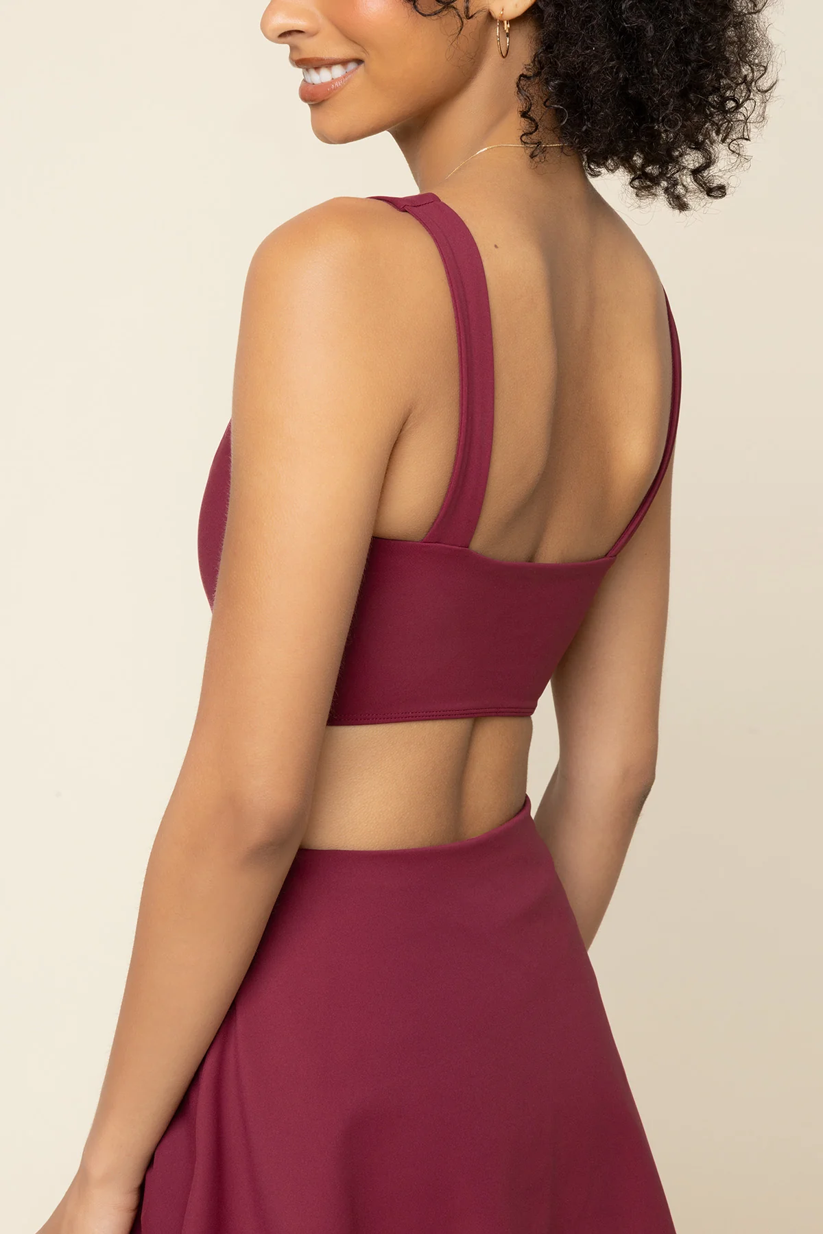7521-cut-it-out-dress-crimson-1.webp