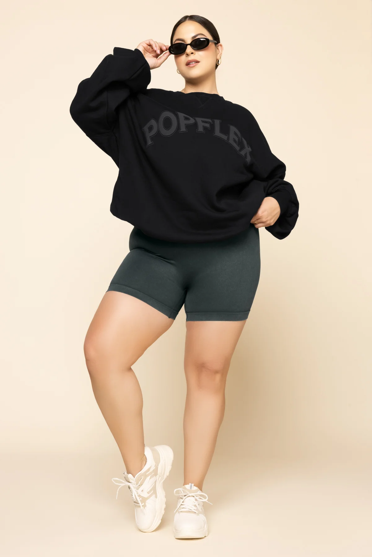 7580-popflex-cloud-crewneck-sweater-black-1.webp