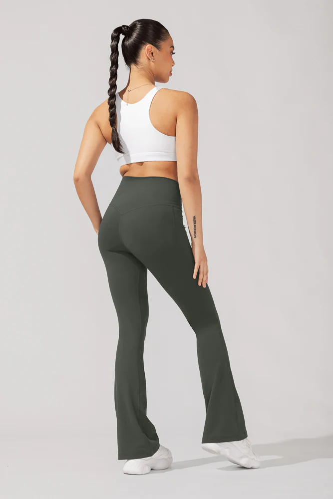 794-crisscross-hourglass-flared-leggings-with-pockets-forestwood-1.webp