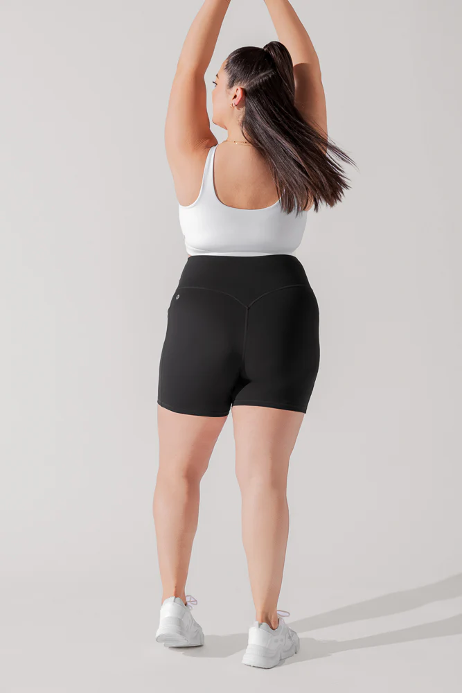 834-crisscross-hourglass-midi-short-with-pockets-black-1.webp