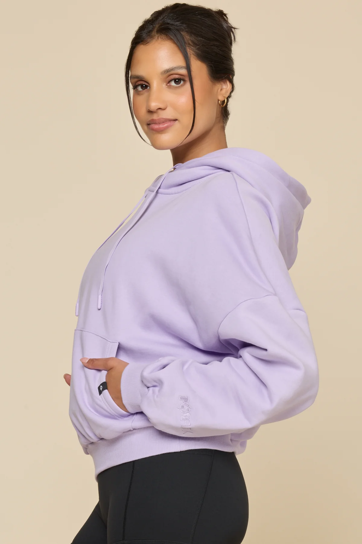 8493-pullover-cloud-hoodie-digital-lavender-1.webp