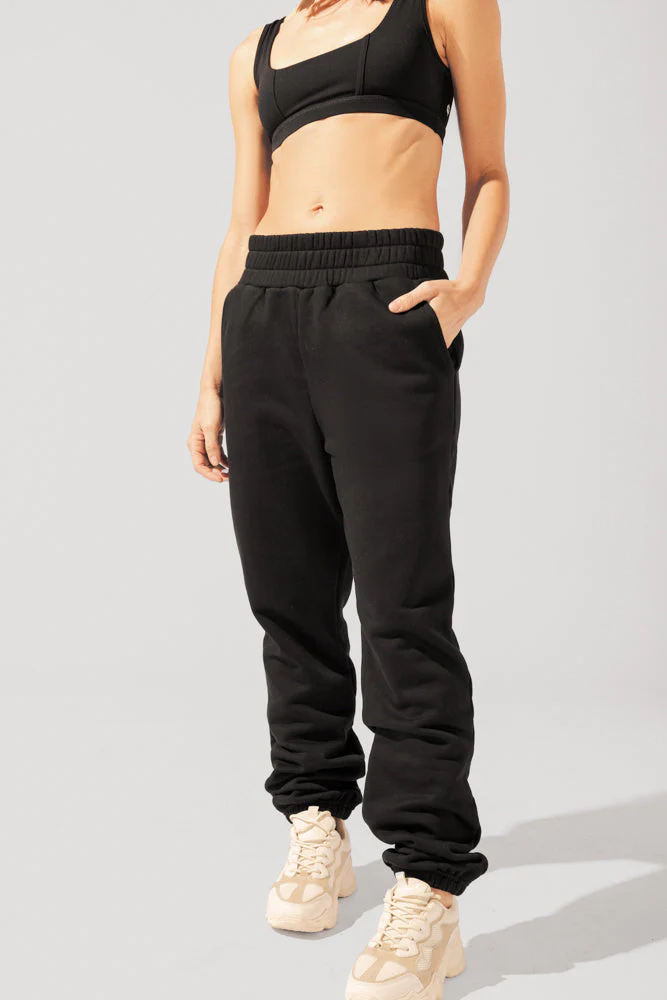 8791-cloud-rollover-sweatpant-black-1.webp