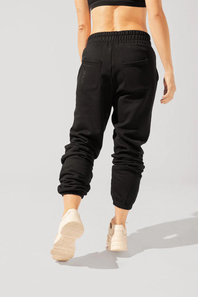 8791-cloud-rollover-sweatpant-black-1.webp
