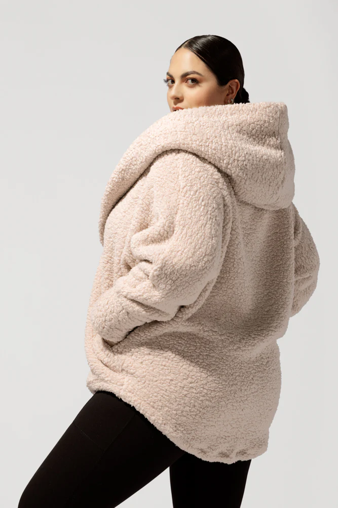 8928-faux-sherpa-cocoon-coat-taupe-1.webp