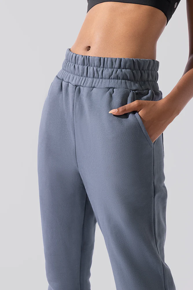 8953-cloud-rollover-sweatpant-denim-blue-1.webp
