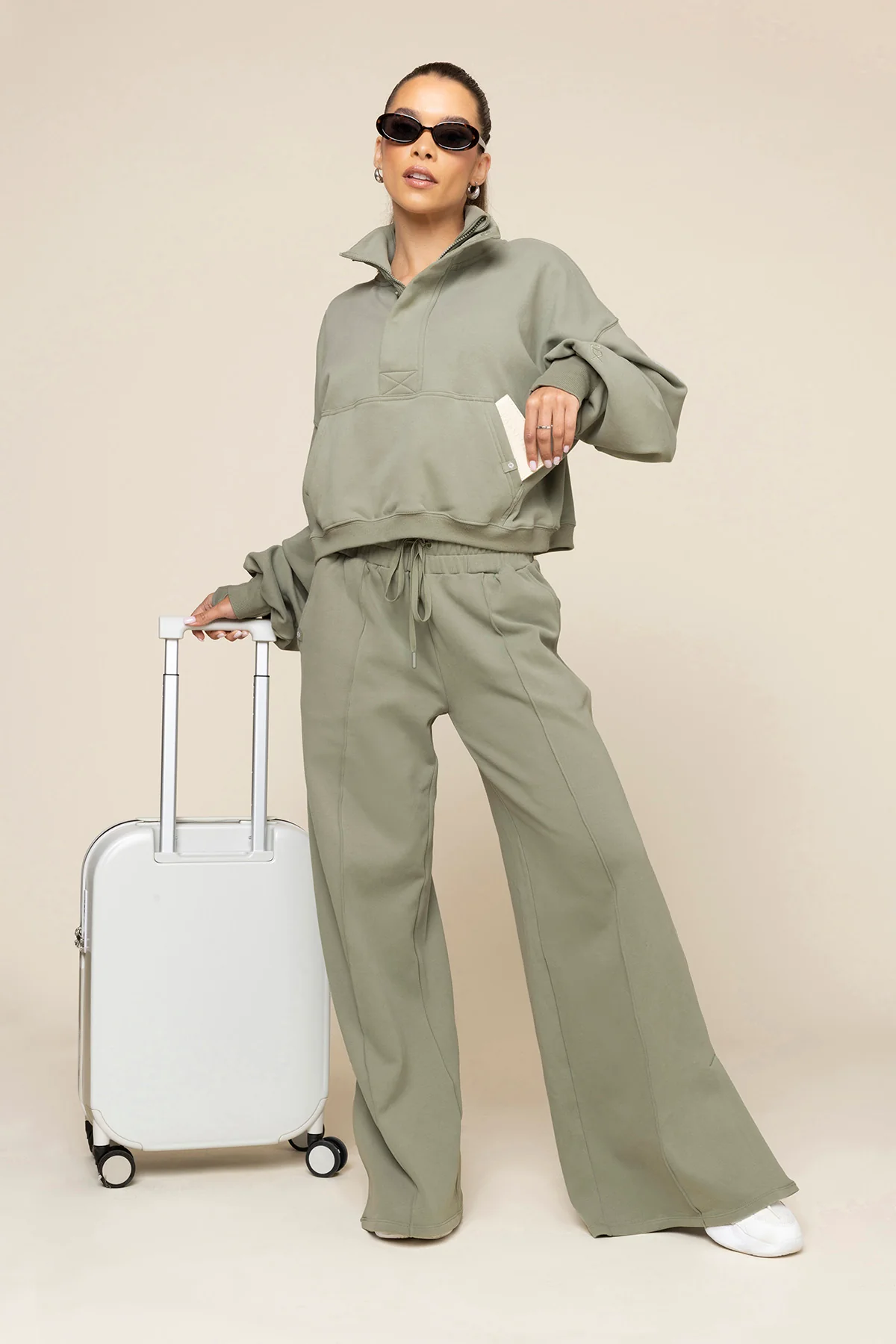 8988-perfect-plane-pants-light-sage-1.webp