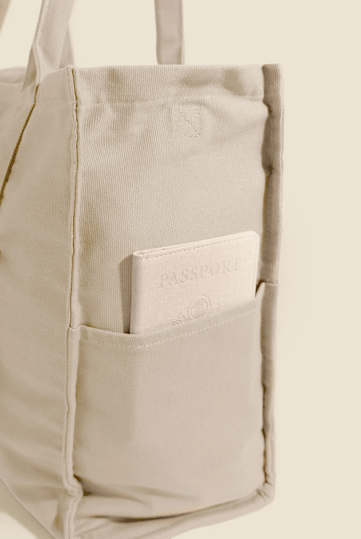 91-big-sloane-weekender-taupe-1.webp