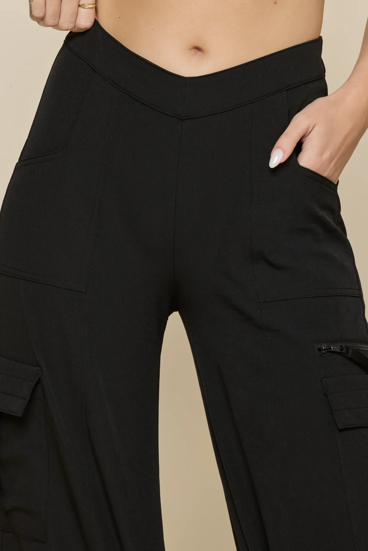 Y2K Cargo Pant - Black