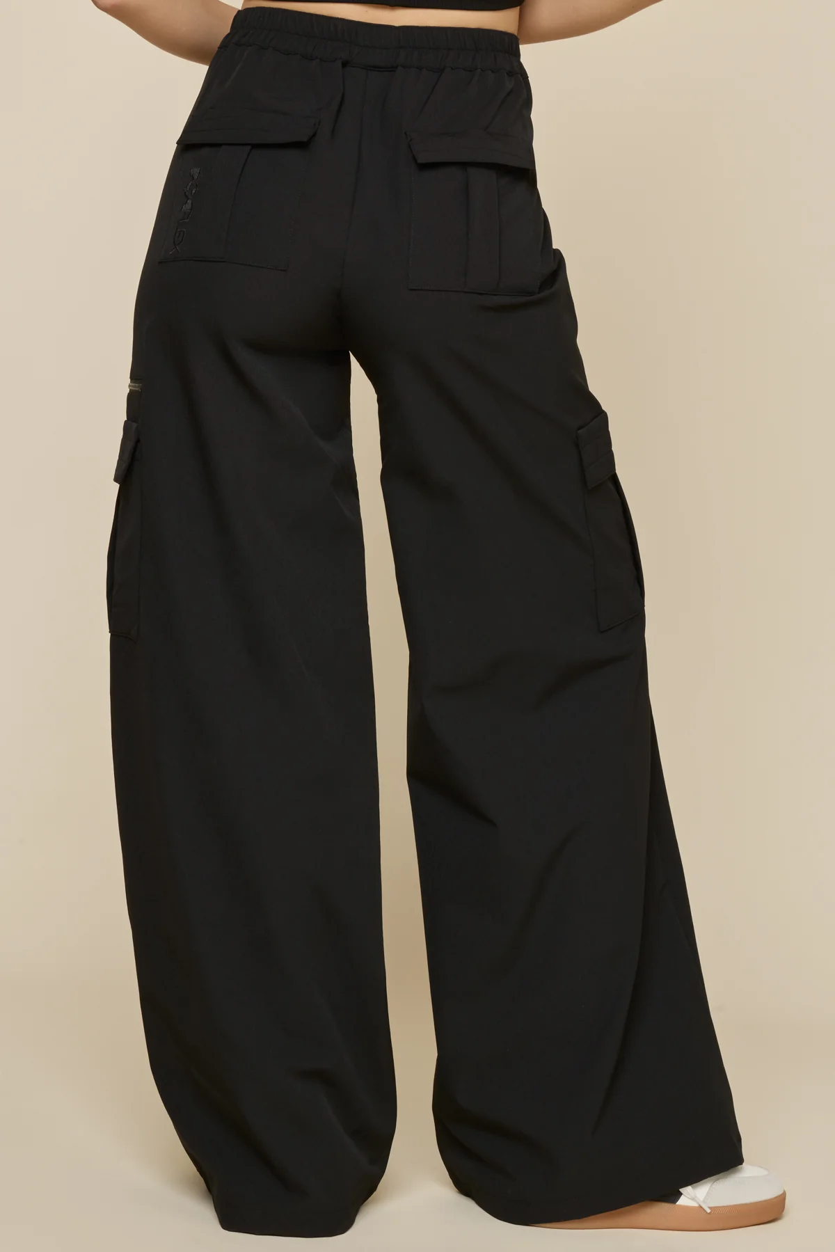 9191-y2k-cargo-pant-black-1.webp