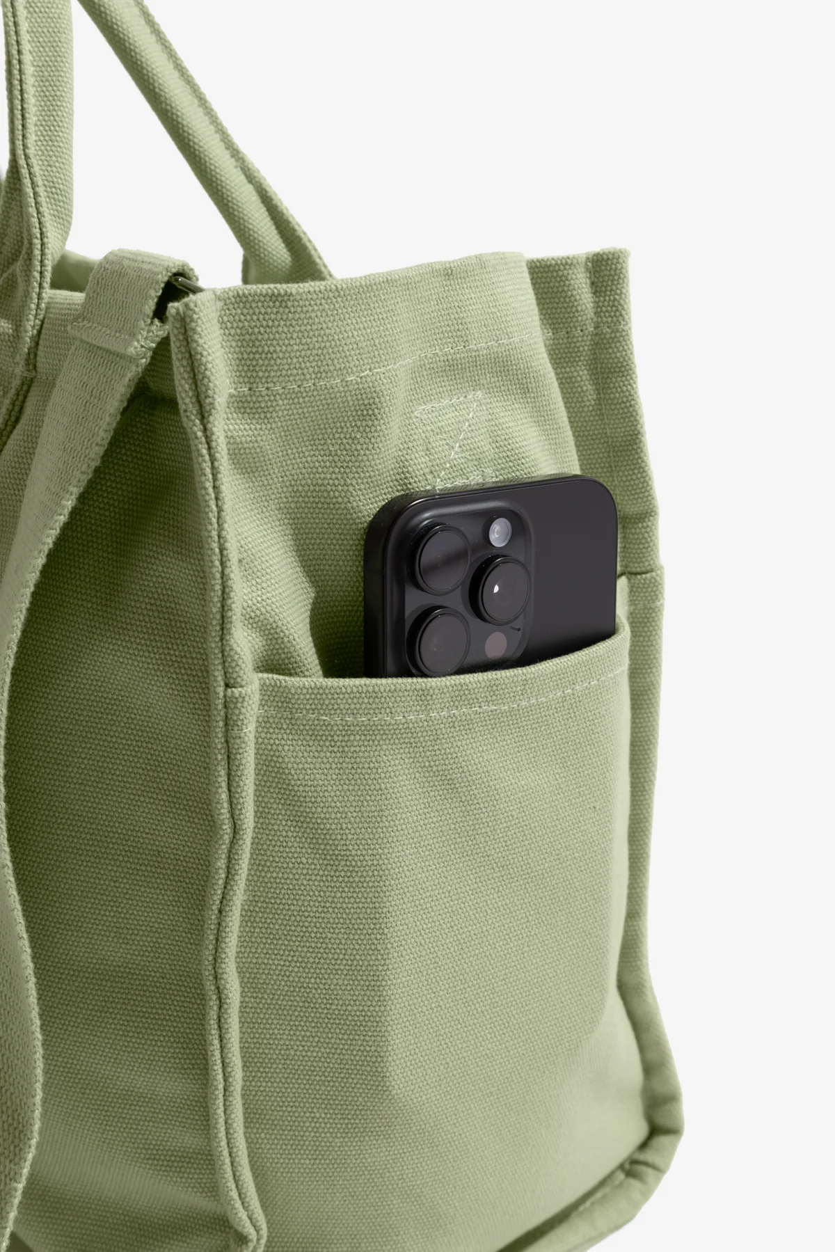 96-sloane-tote-pistachio-1.webp