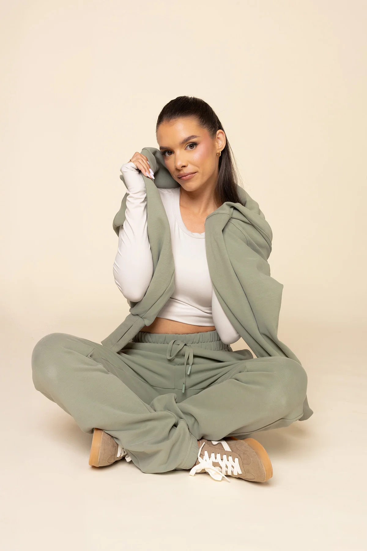 9625-ooey-gooey-sweatpant-light-sage-1.webp