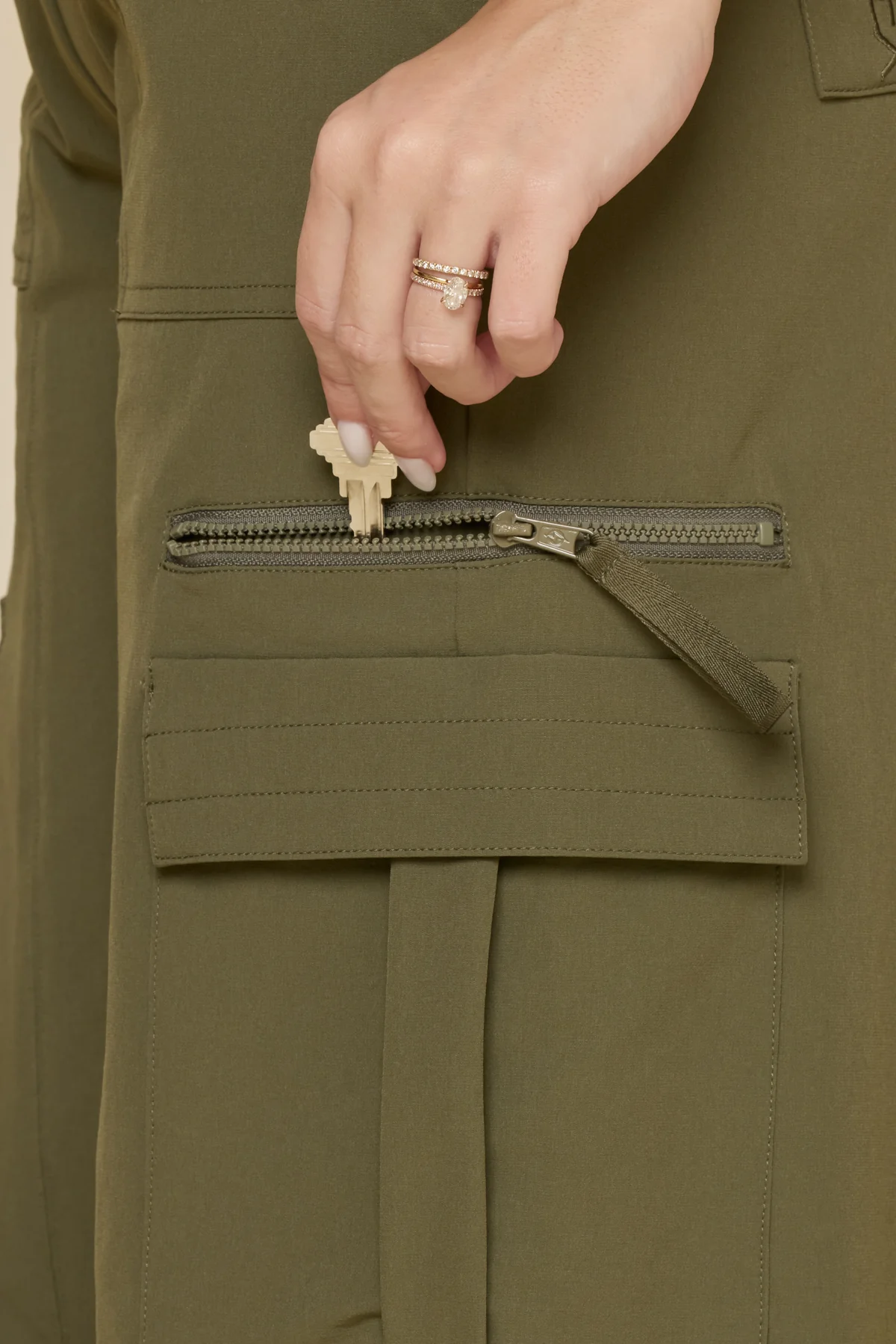 9813-y2k-cargo-pant-dark-olive-1.webp